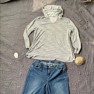 J.Jill easy pullover hoodie